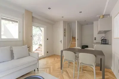 Cuisine ou kitchenette dans l'établissement T2 moderne pour 4 - St-Didier-au-Mont-d'Or