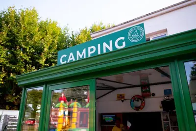 Certificat, récompense, panneau ou autre document affiché dans l'établissement Camping de Thoissey
