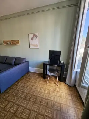 Coin salon dans l'établissement Appartement F2 à Villeurbanne