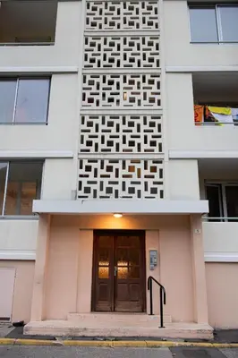 Façade ou entrée de l'établissement Écrin de Lumière - Au Sud de Vienne
