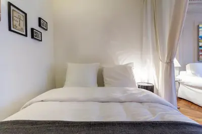 Un ou plusieurs lits dans un hébergement de l'établissement Colombe - Furnished apartment - Downtown Lyon