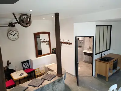 Plan de l'établissement Gites du Longevent Appartement du Moulin Pérouges