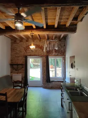 Coin salon dans l'établissement Gîte du Longevent