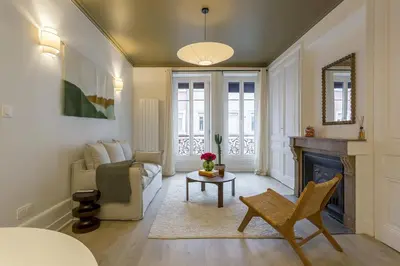 Coin salon dans l'établissement Le Bonheur - 7 minutes du centre de Lyon