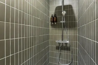 Salle de bains dans l'établissement Le Bonheur - 7 minutes du centre de Lyon