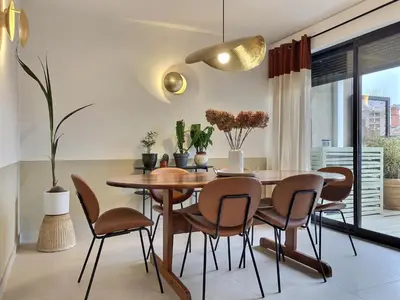 Coin salon dans l'établissement Chez Louise-Idéal séjours en groupe