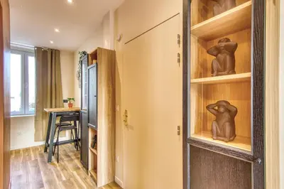 Plan de l'établissement L'Oasis - Bel appart climatisé quartier point du jour Lyon 5