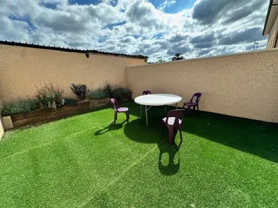Jardin de l'établissement Maison 40 avec 5 chambres lechaffardcom