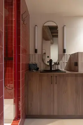 Cuisine ou kitchenette dans l'établissement MiHotel - Grenier à Sel de Pérouges