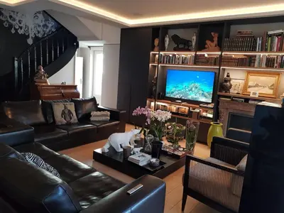 Télévision ou salle de divertissement dans l'établissement Lyon 4e Croix Rousse Maison complète Jardin