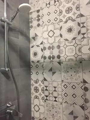 Salle de bains dans l'établissement Le Petit Debrousse, Confort calme et Parking