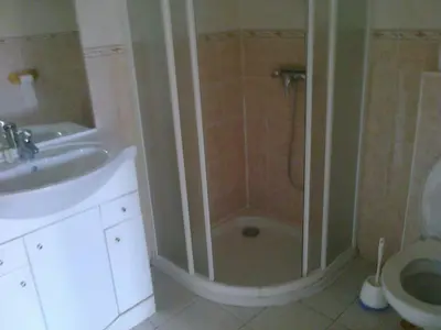 Salle de bains dans l'établissement Auberge de l'Europe