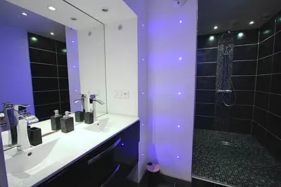 Salle de bains dans l'établissement Pied-à-terre - Apartment 75m2 - free parking