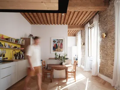 Cuisine ou kitchenette dans l'établissement Le canut