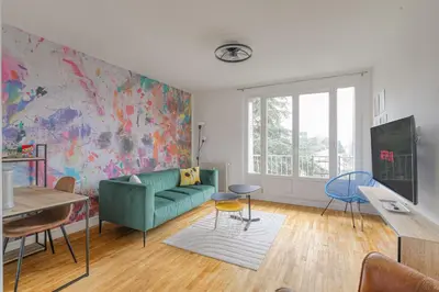 Télévision ou salle de divertissement dans l'établissement Les Sables, Appartement 6 personnes