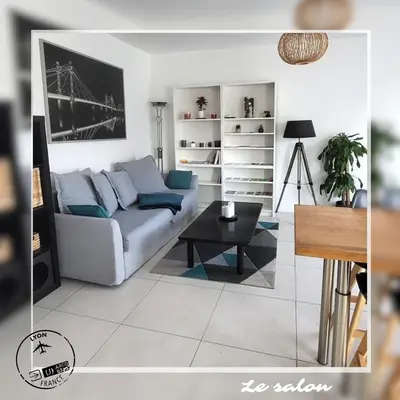 Coin salon dans l'établissement Appartement Tassin Centre - 15' de Lyon - 1 Parking