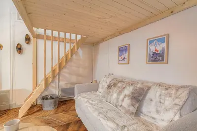 Coin salon dans l'établissement Duplex de Caractère à Cordeliers