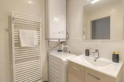 Salle de bains dans l'établissement Caractère et Charmant à Cordeliers