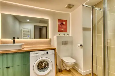 Salle de bains dans l'établissement La Suite Yak - Très beau studio - Charpennes-Tonkin