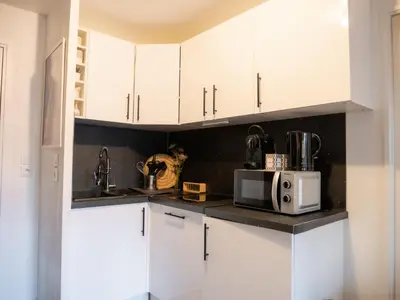 Cuisine ou kitchenette dans l'établissement La suite bohème, 4 prs, avec terrasse