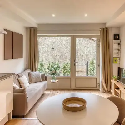 L’Epicéa - RDJ duplex proche métrohôpital