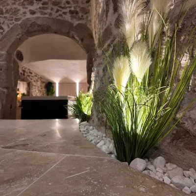 Plan de l'établissement Love room chambre romantique avec Jacuzzi