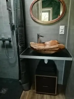 Salle de bains dans l'établissement Une evasion dans les Pierres Dorées