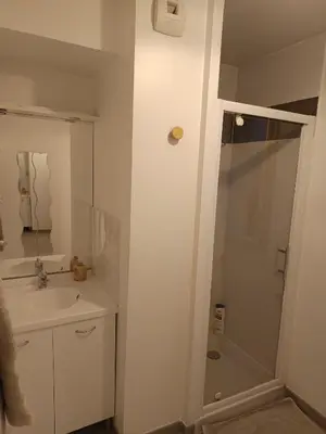Salle de bains dans l'établissement Studio Villa'vi