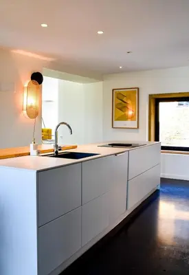 Cuisine ou kitchenette dans l'établissement Villa Molinant, évasion en Pierres Dorées