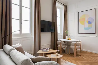 Télévision ou salle de divertissement dans l'établissement La Suite - Constantine II - 1 bedroom with AC