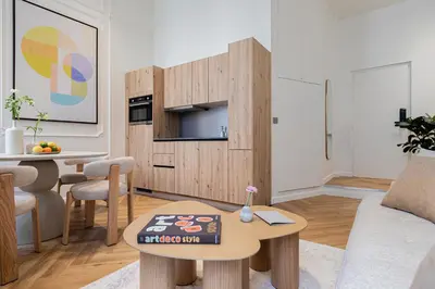 Cuisine ou kitchenette dans l'établissement La Suite - Constantine II - 1 bedroom with AC
