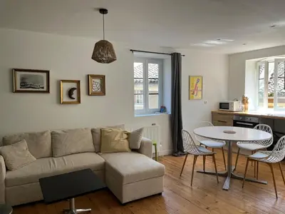 Coin salon dans l'établissement Appartement duplex centre historique