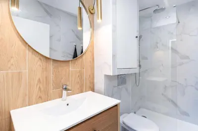 Salle de bains dans l'établissement L'héritage & SPA