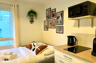 Cuisine ou kitchenette dans l'établissement Little Italy - Studio fourvière - quais de saône Lyon 9