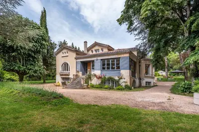 Jardin de l'établissement La clarté - wonderful refurbish home with garden and pool