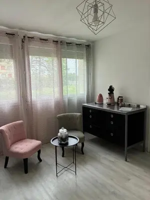 Coin salon dans l'établissement Appartement Bron proche eurexpo et hôpitaux