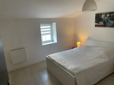 Un ou plusieurs lits dans un hébergement de l'établissement Apartment Montmerle centre, 10 minutes Belleville