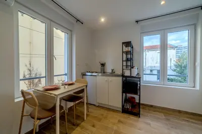 Cuisine ou kitchenette dans l'établissement Pasteur Collection - Confort & Design - 2pers