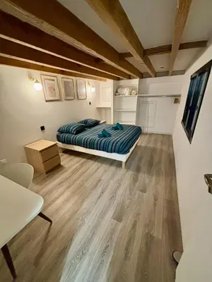 Coin salon dans l'établissement PartDieu tout neuf, climatisation !
