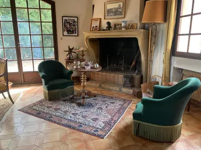 Coin salon dans l'établissement Grande maison familiale à la campagne 18kms de Lyon