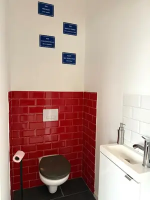 Salle de bains dans l'établissement Le Loft d 'Éveux - 2 places de parking