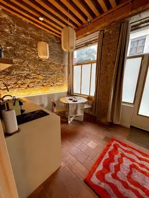 Coin salon dans l'établissement La Suite Saint Georges