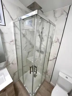 Salle de bains dans l'établissement Maison de ville rénovée à 15 min de Lyon
