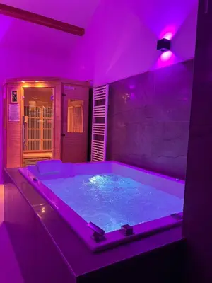 Plan de l'établissement Secret & Jacuzzi