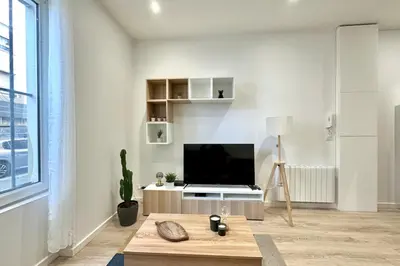 Plan de l'établissement Studio NEUF proche METRO