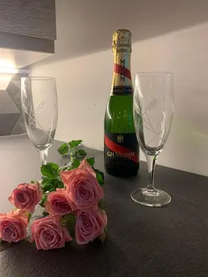 Boissons dans l'établissement Love Room, studio Woody Spa , Balnéo