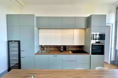 Cuisine ou kitchenette dans l'établissement Appartement de 160m2 proche centre Lyon