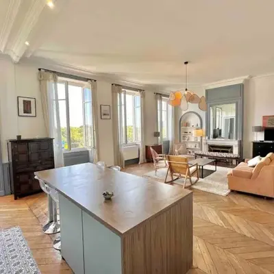 Appartement de 160m2 proche centre Lyon