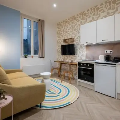 Calm and design metro Guichard