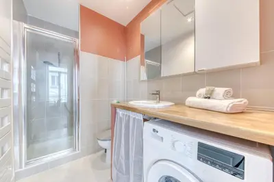 Salle de bains dans l'établissement Appartement Antonin - Welkeys